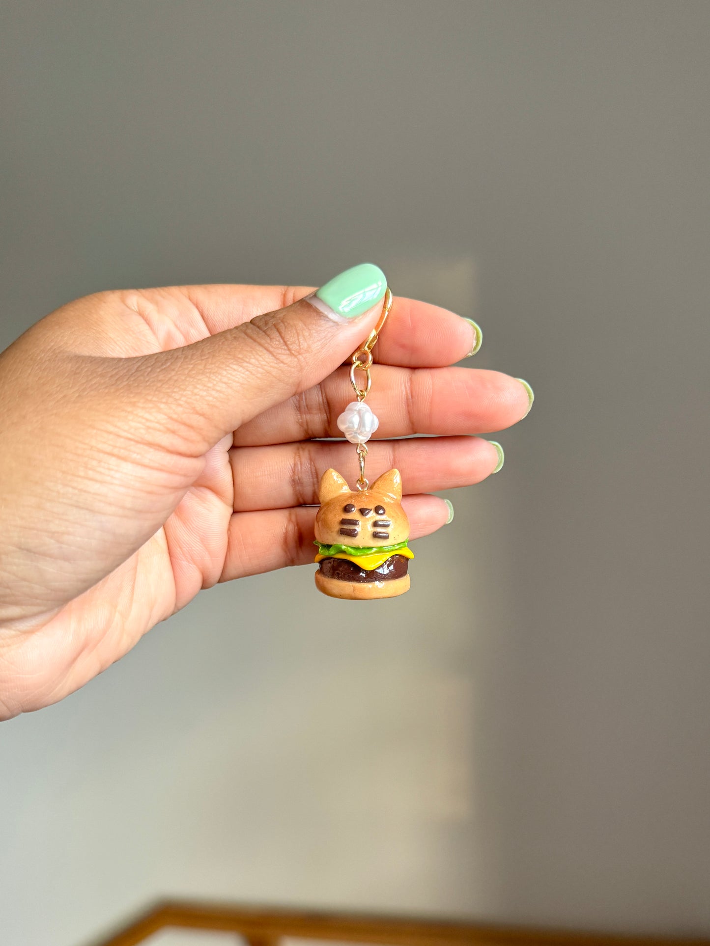 Kittyburger Keychain